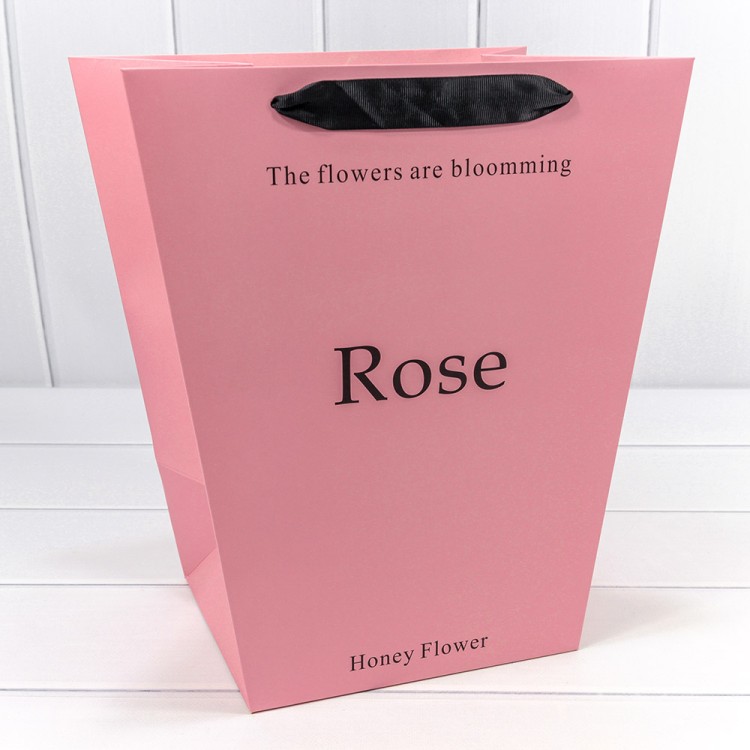 000182/26 Пакет подарочный "Rose" Розовый 30*34*20 210г 1/10 1/100 000182/26 Пакет подарочный "Rose" Розовый 30*34*20 210г 1/10 1/100